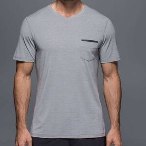Lululemon Men's Up Front Short Sleeve V Neck Shirt Heather Medium Grey Size L